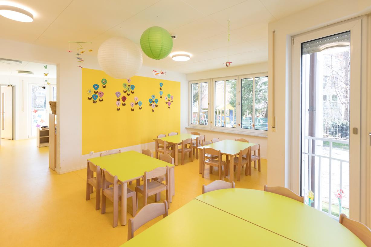 Kindergartengruppe der Denk mit Kita München Bogenhausen, Jensenstraße