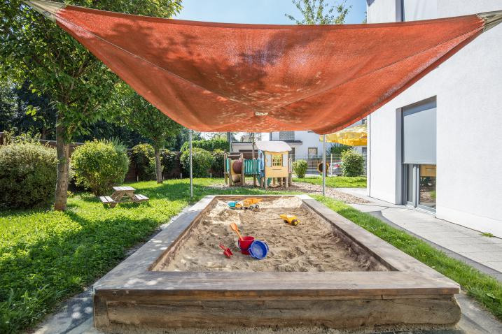Sandkarten im Garten der Denk mit Kita München Waldperlach