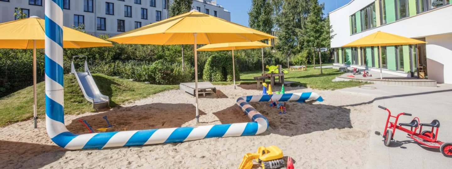 Sandkasten der Denk mit Kita München Berg am Laim