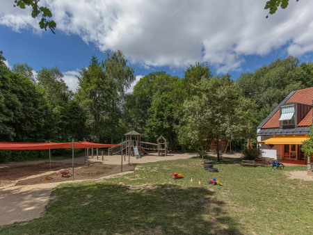 Garten der Denk mit Kita Schwabhausen, Agricolastraße